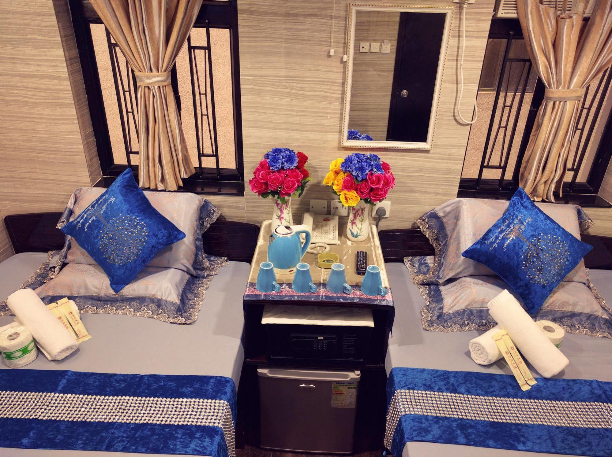 Budget Hostel Block D 10Th Floor Hong Kong Bagian luar foto