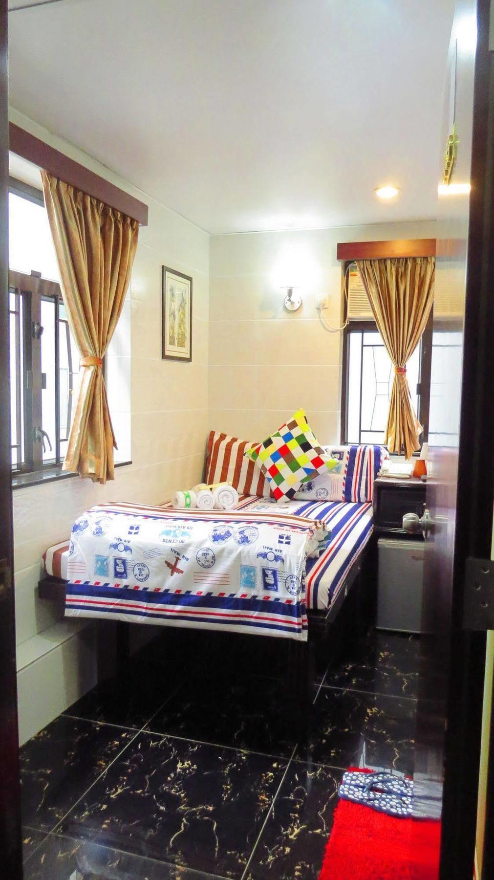 Budget Hostel Block D 10Th Floor Hong Kong Bagian luar foto